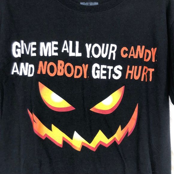 Halloween T-Shirt: Give Me All Your Candy and Nobody Gets Hurt SZ S Creepy - Picture 3 of 4